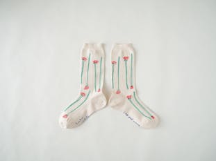 socksks フラワーストライプ靴下（生成り）